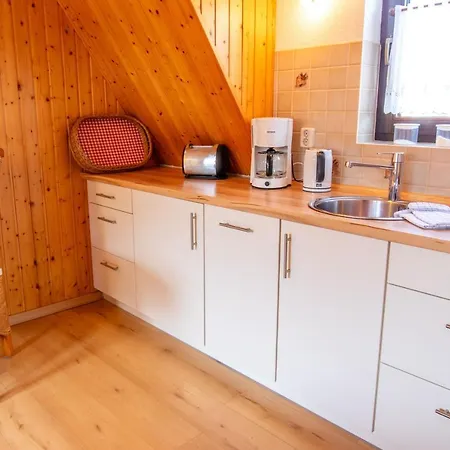 Ferienwohnungen Zur Friedenseiche Ostseeheilbad Ostseeheilbad Zingst Exterior foto